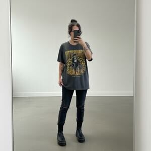 Dead Threads Pittsburgh Pirates Skeleton Graphic Gray T-Shirt